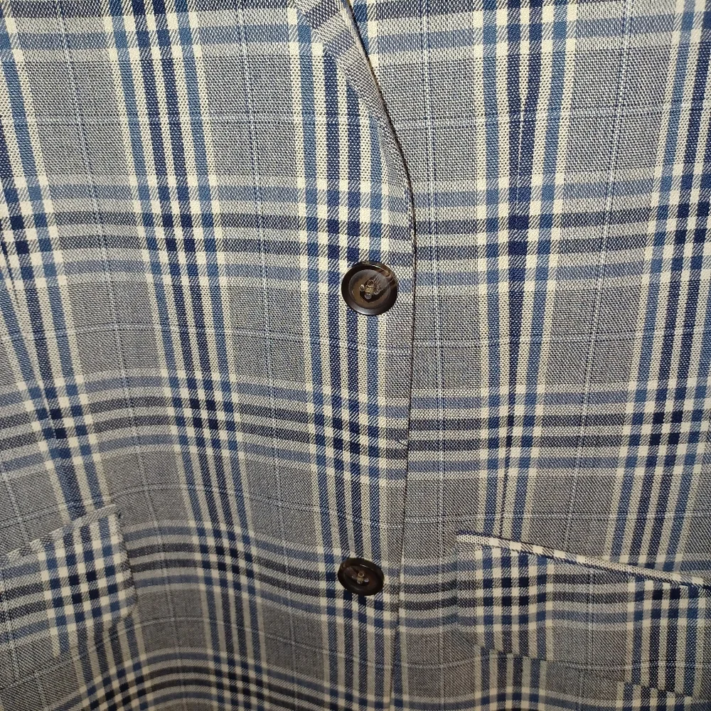 Blue Jacket - Picture 4 of 9